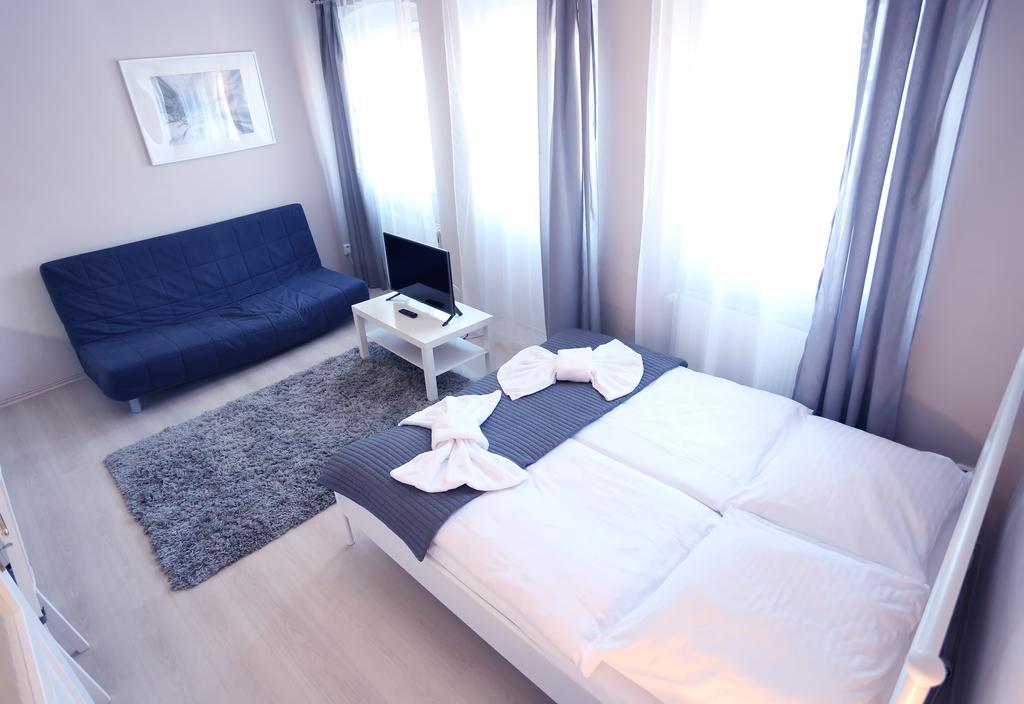 Apartments Pushkin Прага Стая снимка